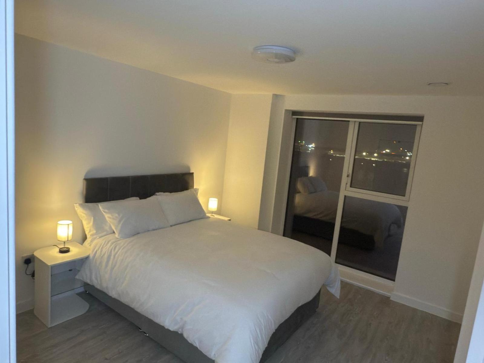 Serenity Waterfront 2 Bed Apartment Northfleet Exterior foto