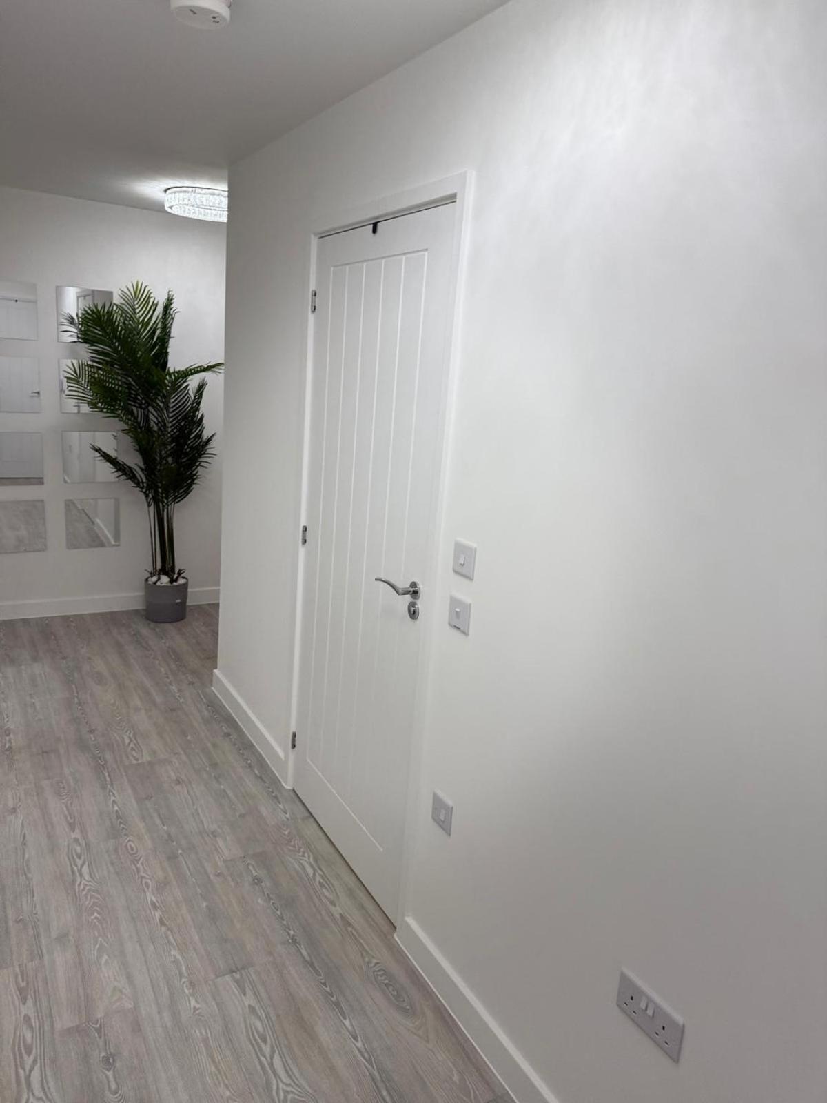 Serenity Waterfront 2 Bed Apartment Northfleet Exterior foto