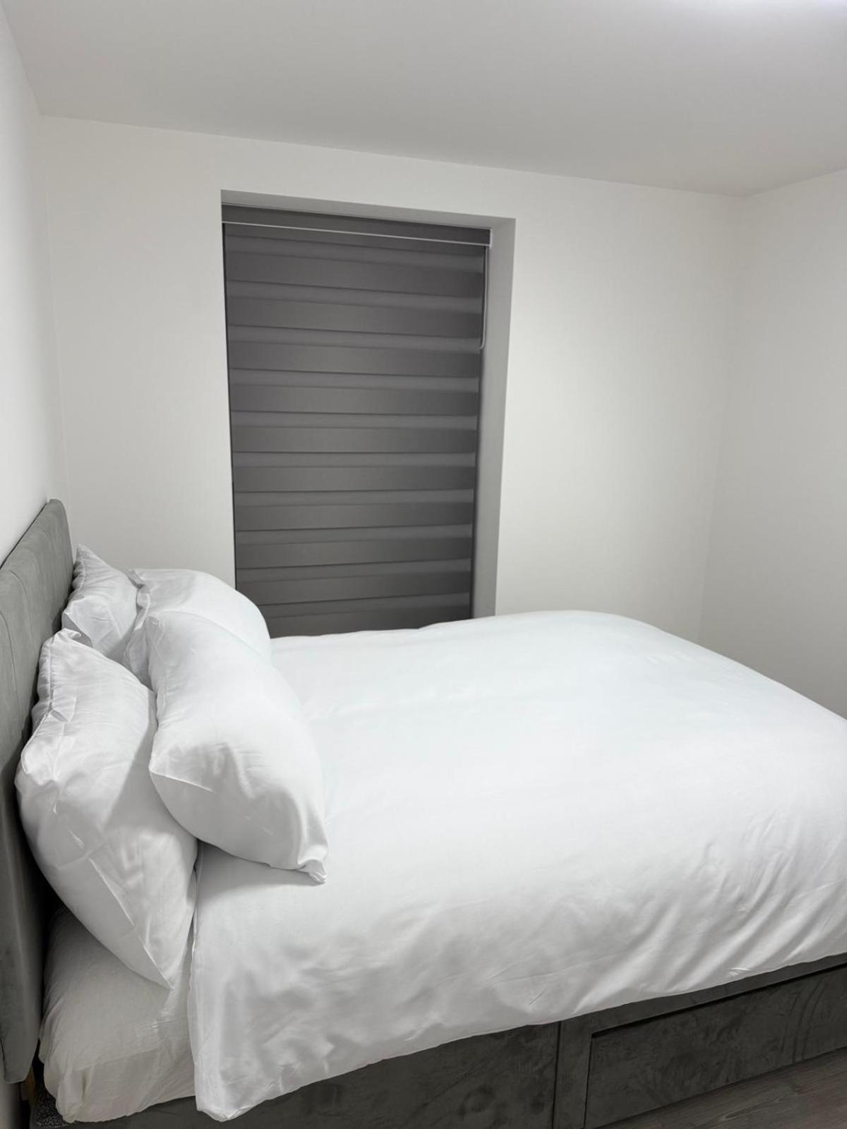 Serenity Waterfront 2 Bed Apartment Northfleet Exterior foto
